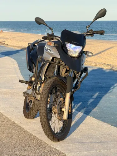 XRE 300 2018 totalmente revisada