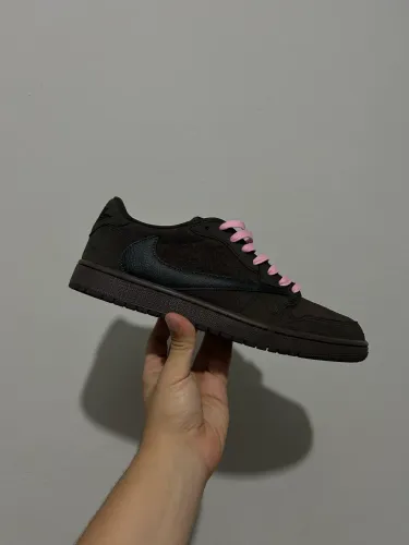 Jordan 1 Travis Scott Velvet Brown