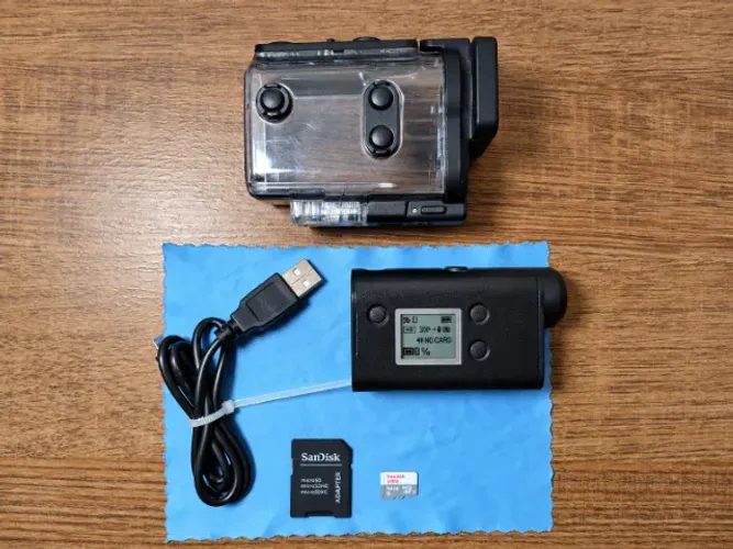 Sony Action Cam HDR-AS50 Full HD 60fps + 64GB + Case