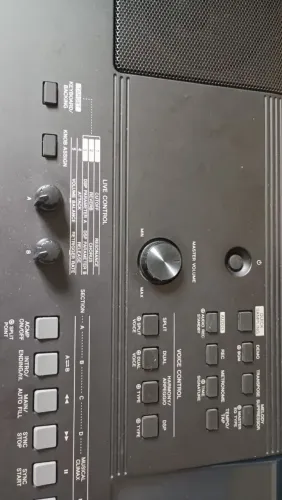 Teclado Yamaha EW 410