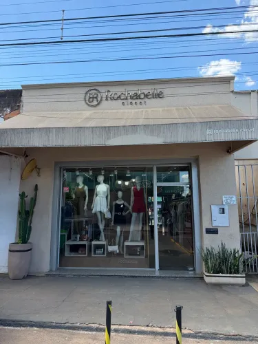 Vendo loja COMPLETA em Trindade