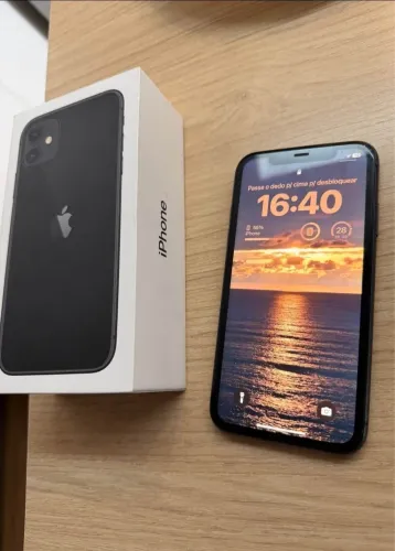 iPhone 11