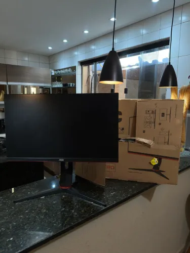 Monitor AOC HERO