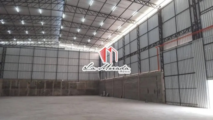 GALPÃO, 1.560,00m², Escritório, pátio com Doca, LOCAÇÃO