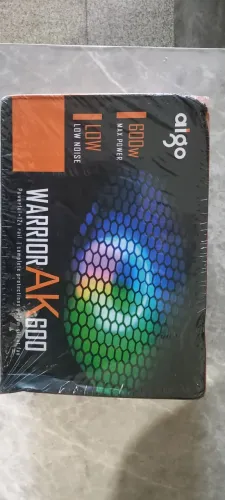 fonte 600w 220v( lacrada)