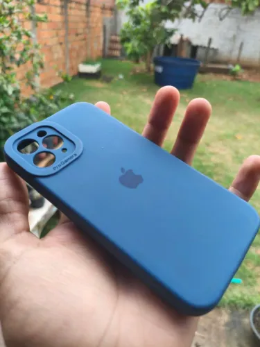 Capinha iPhone 11 Pro Silicone Azul - Proteção de Câmera