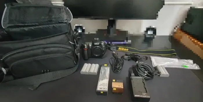 Câmera Fotográfica Nikon D90 DSLR Com Bolsa + Extras