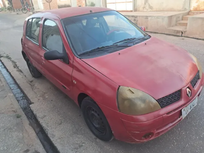 Renault Clio Authentique 1.0 8V 3P 2004