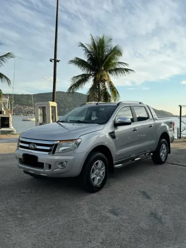 Ford Ranger Limited 3.2 20V 4X4 CD Aut. Dies. 2014