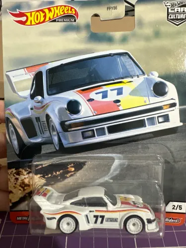 Hot Wheels Premium Porsche 934.5 Car Culture Real Ride