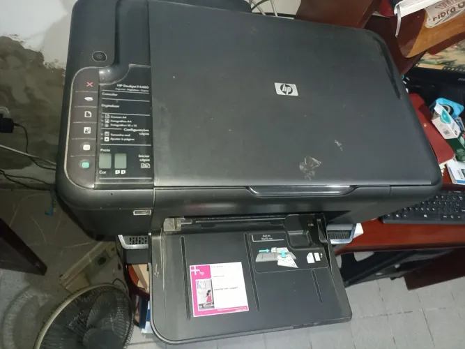 Impressora, Cópiadora e digitalizadora HP Deskjet F 4480