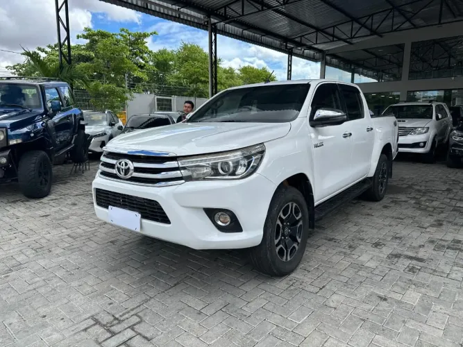 Toyota Hilux CD SRX 4X4 2.8 TDI 16V Diesel Aut. 2018