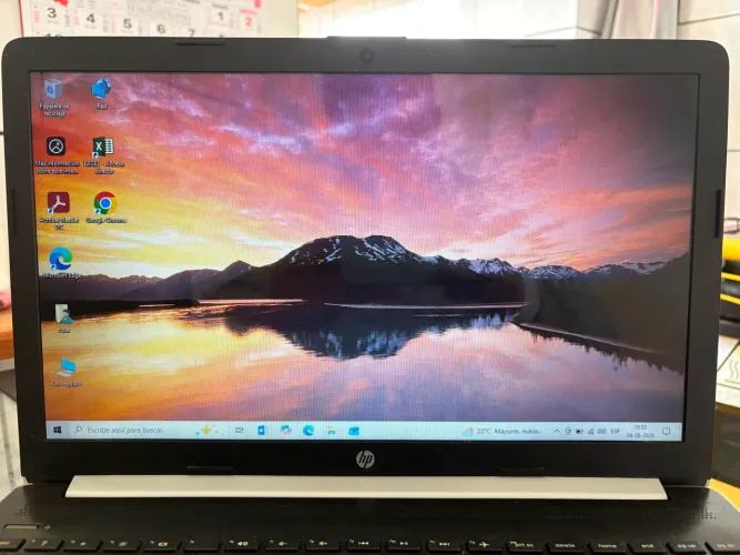 Notebook HP 15.6" Prata ? Intel Core i3 8ª Ger / 4GB RAM / SSD 112GB / Win 10