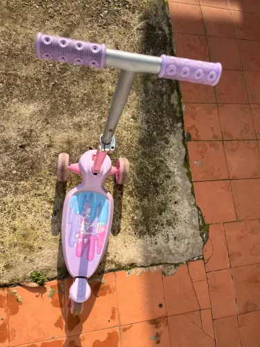 Vendo patinete Rosa (skaitnet) -usado