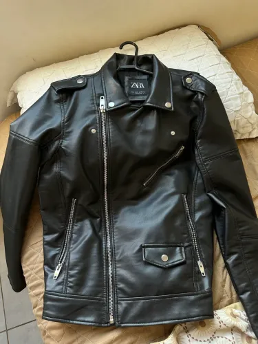 Jaqueta de couro Zara
