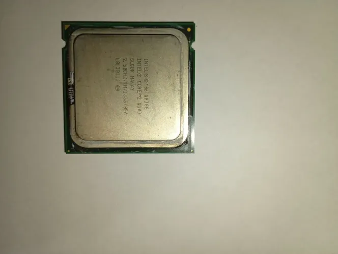 Processador Core 2 Quad socket 775 q8300