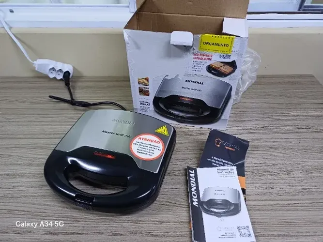 Sanduicheira e Grill Mondial Master Grill S-20 Inox