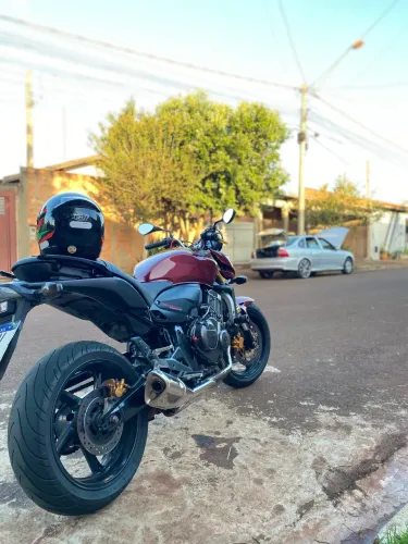 Hornet 600f pego moto ou carro do meu Interesse 
