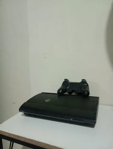 PS3 desbloqueado com hen ativo e 3 mil jogos para download