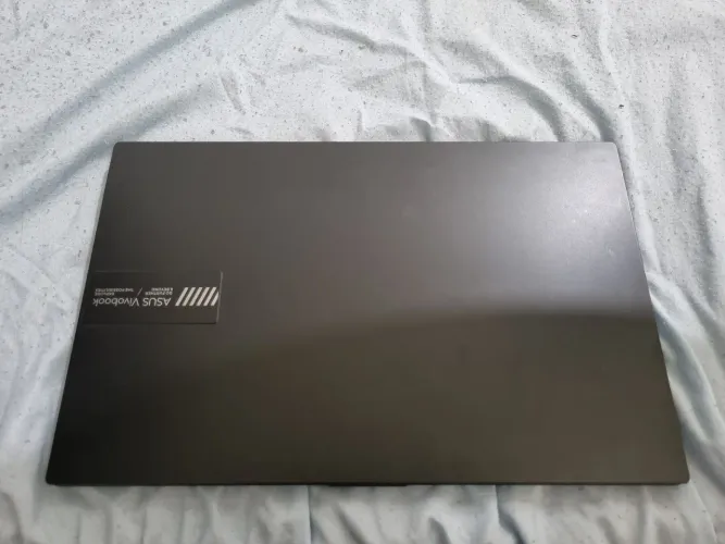 Vendo notebook ASUS VIVOBOOK