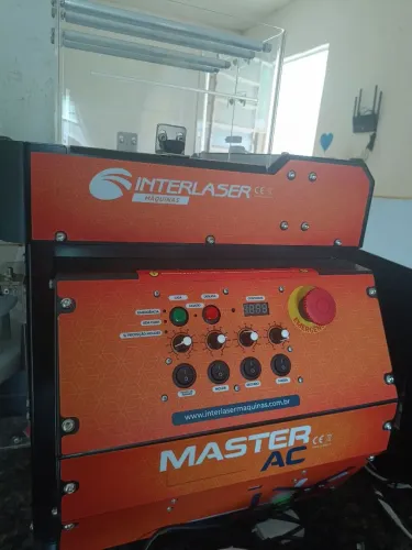 Vendo Modeladora de salgados<br>Intalaser 5.0 - faça 5000<br>salgados por hora, seja seu<br>patrão!