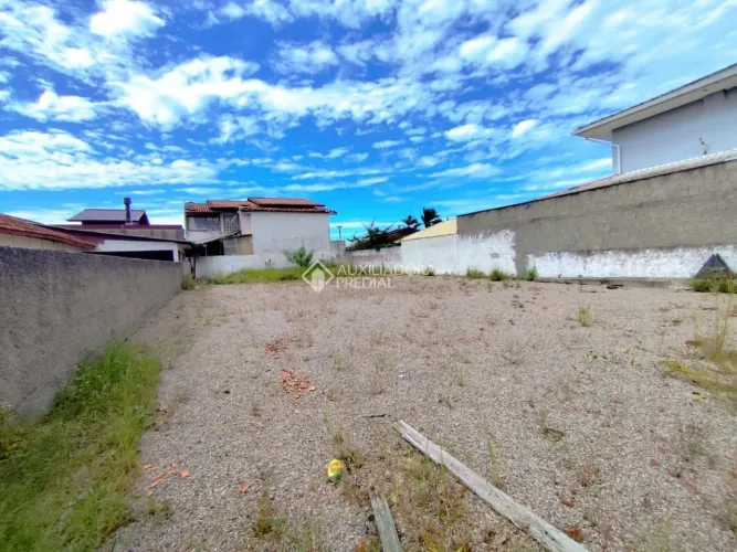 Lote com luz instalada na Praia do sonho escritura Publica