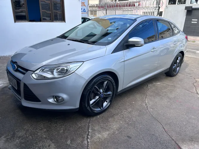 Ford Focus Sedan 2.0 16v/2.0 16V Flex 4P Aut. 2015