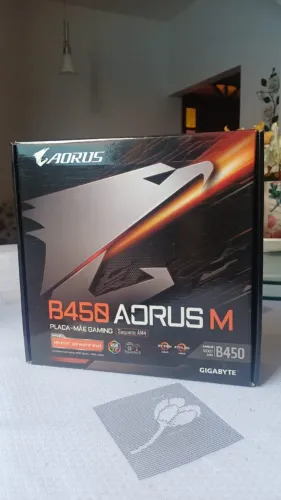 KIT PLACA MÃE Gigabyte B450 Aorus M + Processador AMD Ryzen 5 3600 Box(Cooler nativo) R$80