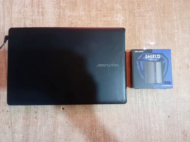 Notebook multilaser + ssd externo de 1 TB