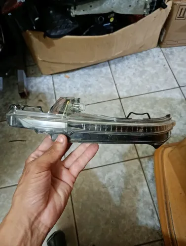 Pisca Retrovisor Esquerdo Audi Q5 2022 2023 (80A 949 101)
