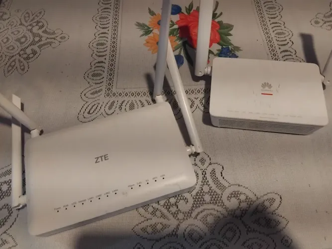2 modem ZTE e Huawei sem fontes