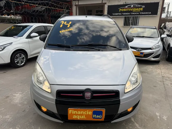 Fiat Idea Attractive 1.4 Fire Flex 8V 5P 2014