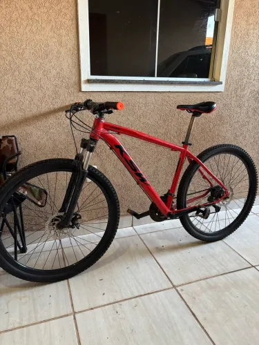 Bike KSW Aro 29 Vermelha