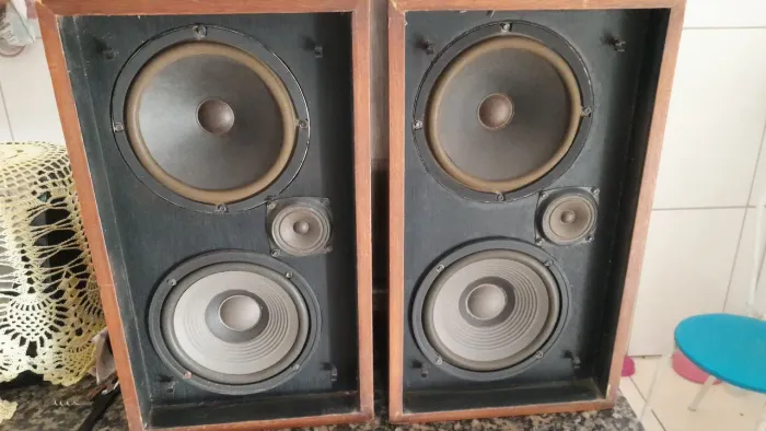 Caixas acústicas Gradiente mini oito 