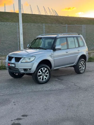 Mitsubishi Pajero TR4 2.0/ 2.0 Flex 16V 4X4 Mec. 2012