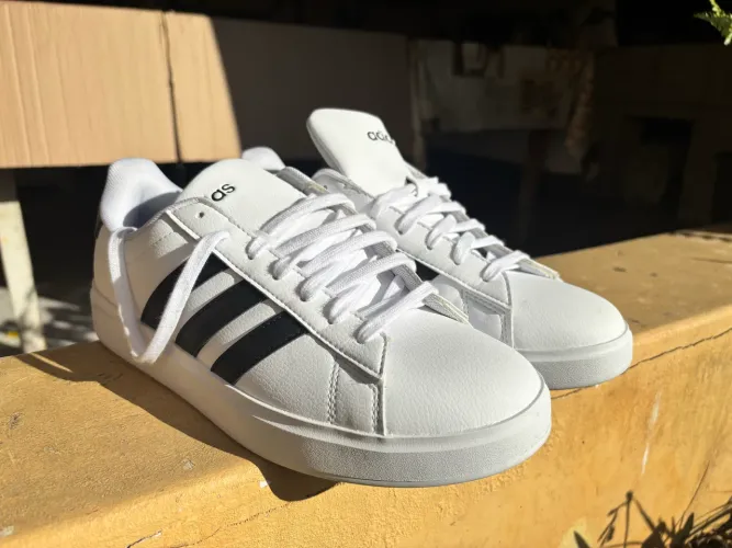 Tênis Adidas Grand Court Base 00s, tam. 40