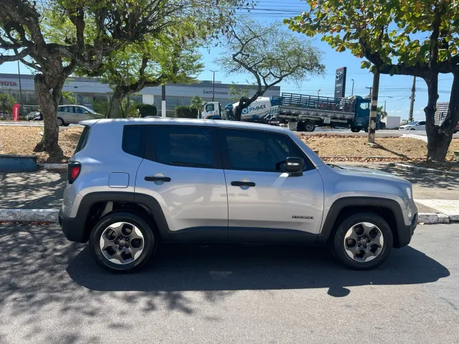 Jeep Renegade 1.8 4X2 Flex 16V Aut. 2019