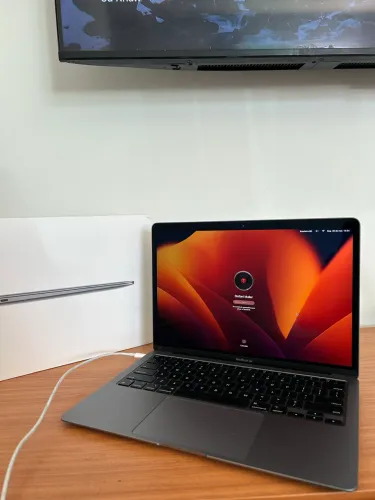 MacBook Air M1 2020/ 13 polegadas