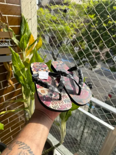 Chinelo havaiana farm!