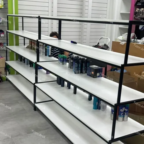 Estantes de metalon e MDF branco, para sua loja.