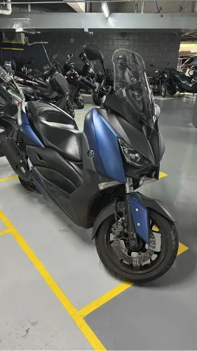 Xmax 2021 abs - baixa km 