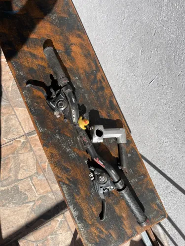 Guidão, mesinha , avanço, trocadores 7 velocidades, bicicleta