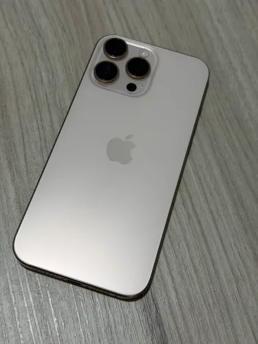 iPhone 16 Pro Max 512GB