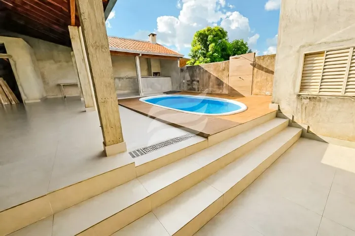 Casa com 2 quartos, sendo uma suíte, no Bairro Umuarama, Araçatuba/SP