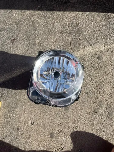 FAROL DIREITO RENEGADE 2015-2019