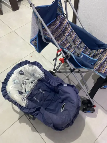 CADEIRINHA DE BEBÊ, BEBE CONFORTO E CARRINHO 