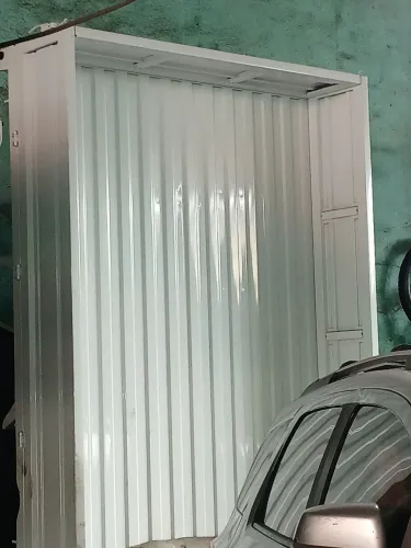 Carroceria nova sem uso. 