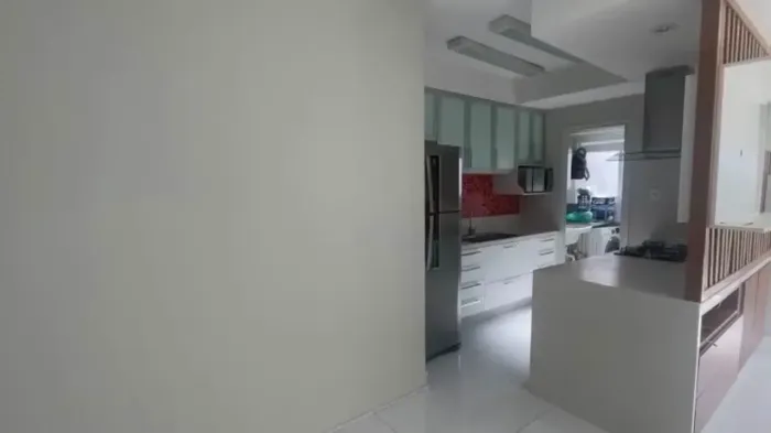 ANDAR ALTO - SOL DA MANHÃ - AR CONDICIONADO - COZINHA EQUIPADA