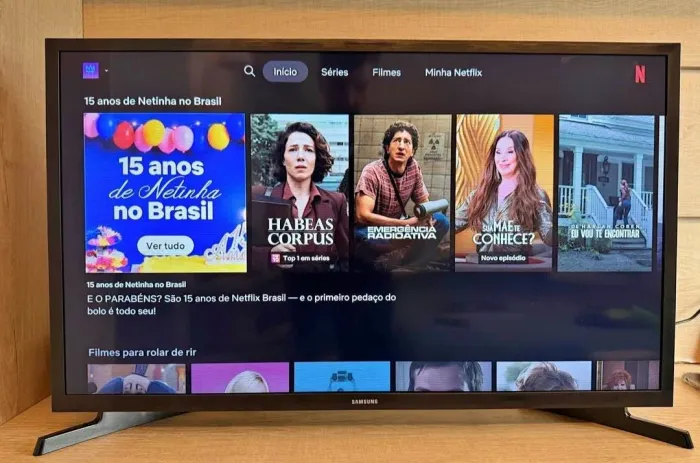 Tv 32 smart Samsung Wi-Fi,espelhamento Smartphones tudo funcionando