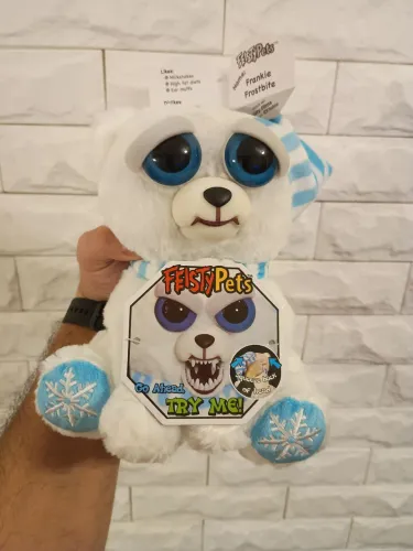 Feisty Pets Soneca original Frankie Frostbite